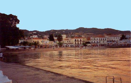 Spetseksen kaupungin ranta, Agia Mamas